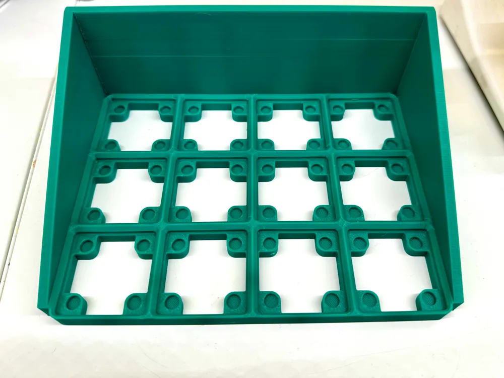 Gridfinity X Multiboard ULTRASTRONG shelf 4X3 by mrmakasMakerWorld ...
