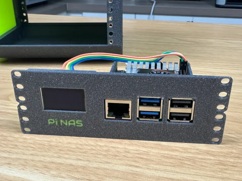 Mini Lab Rax 5" 2U Pi 5 NAS & OLED Rack