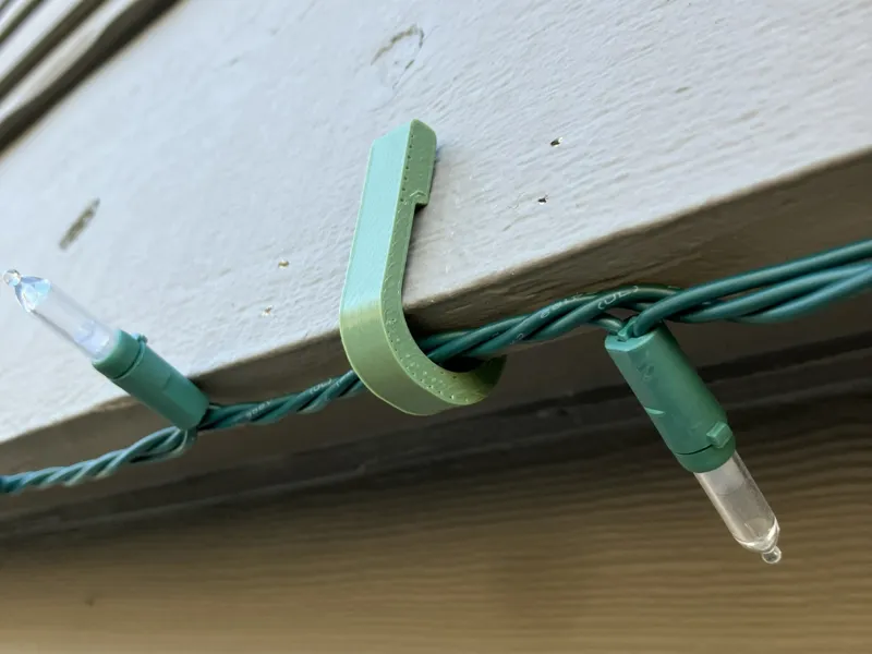 Subtle LED/Christmas Light Clamp (Scalable)
