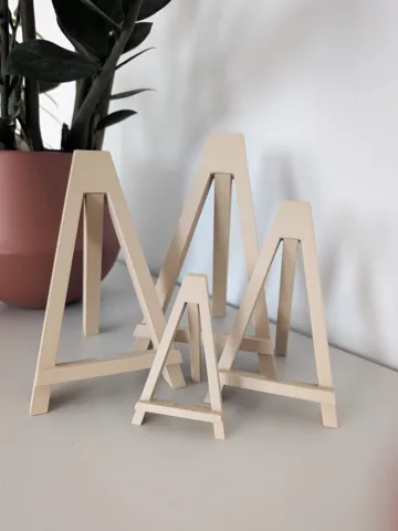 Marco decorativo: A-Frame Display Easel (Print-in-Place, 4 Sizes) — vista de referencia 2
