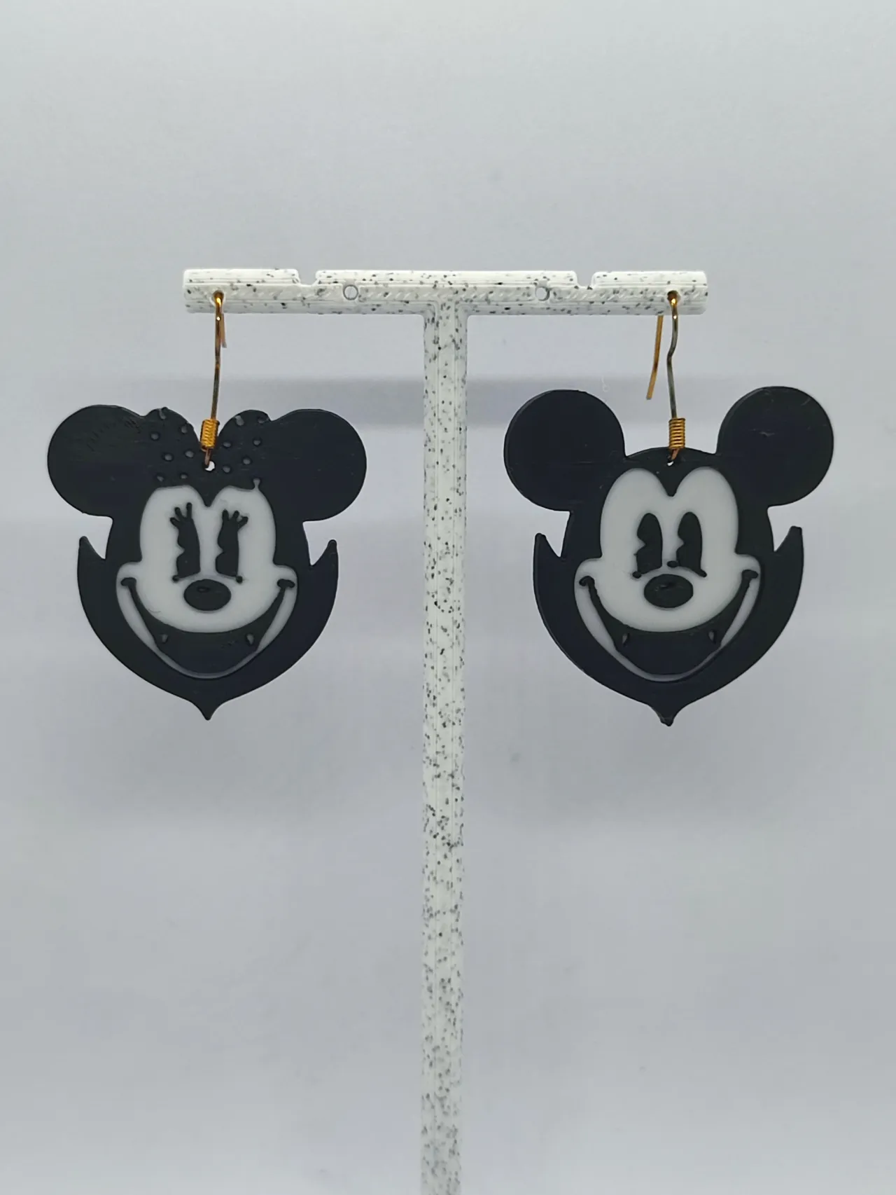 Aretes Terror Vintage view 3