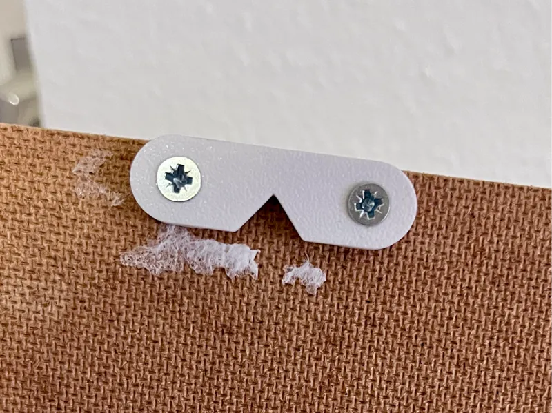 Simple picture frame holder