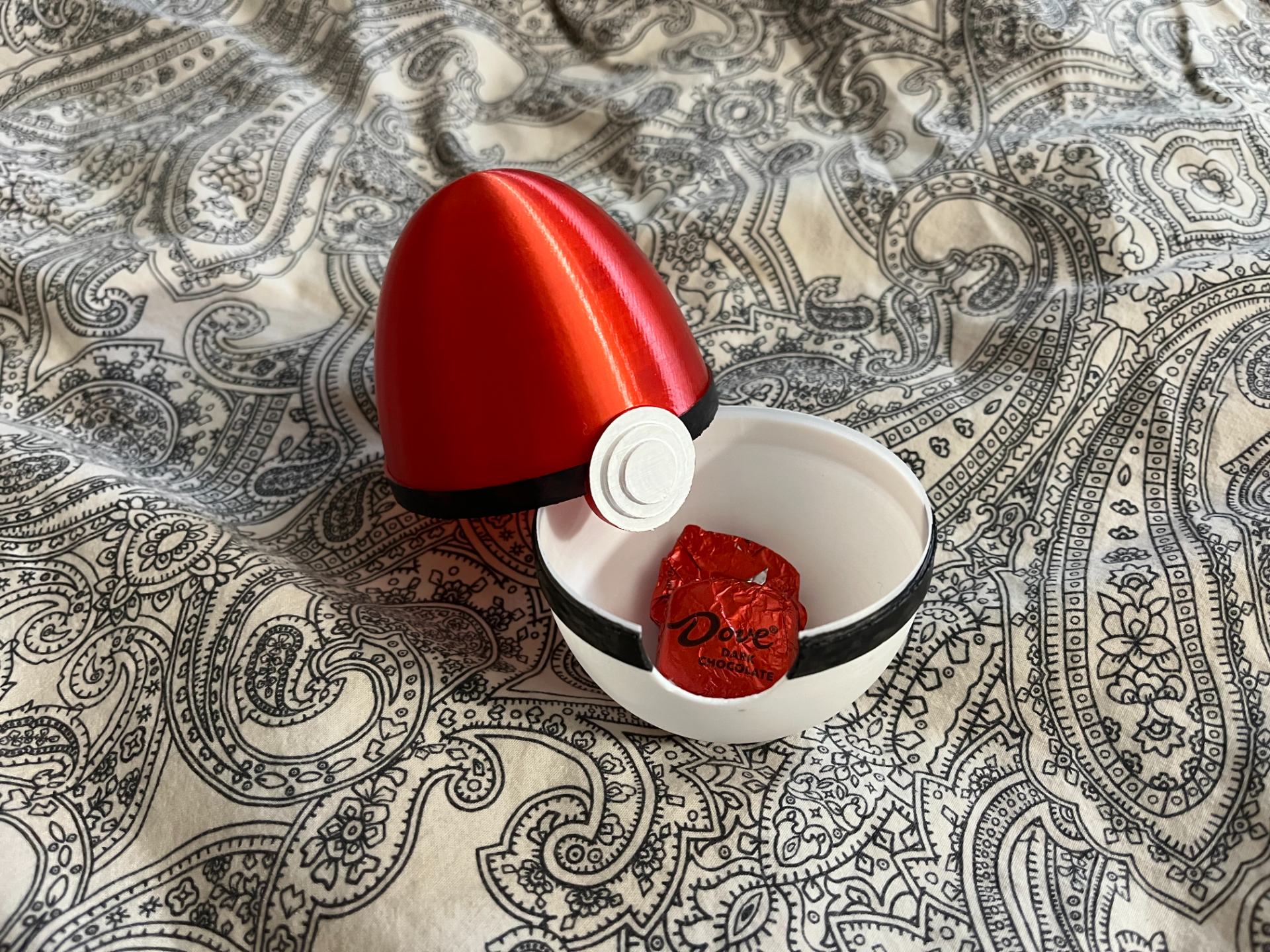 Pokeball Easter Egg