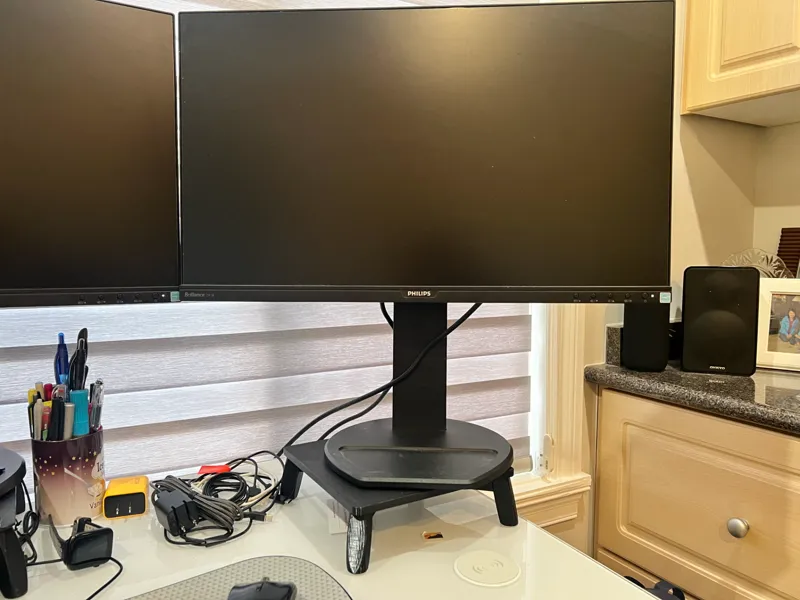 Awesome Monitor Stand/Riser