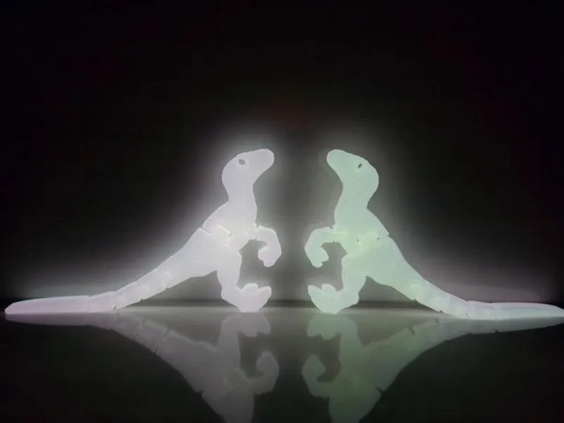 Flexi Raptor – Glow-in-the-Dark Fidget Dino