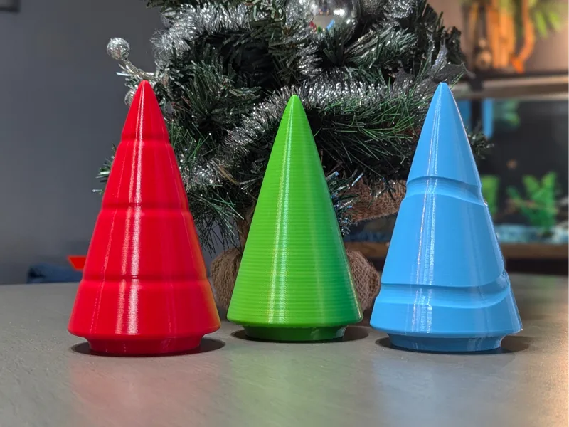 Simple Holiday Tree Decorations