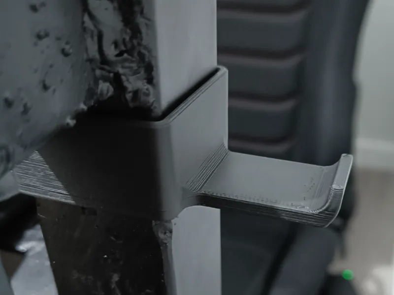 Headphone holder for 40x40 tube profiles