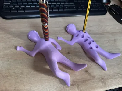 Dead man desktop pen holder,2 versions.No supports