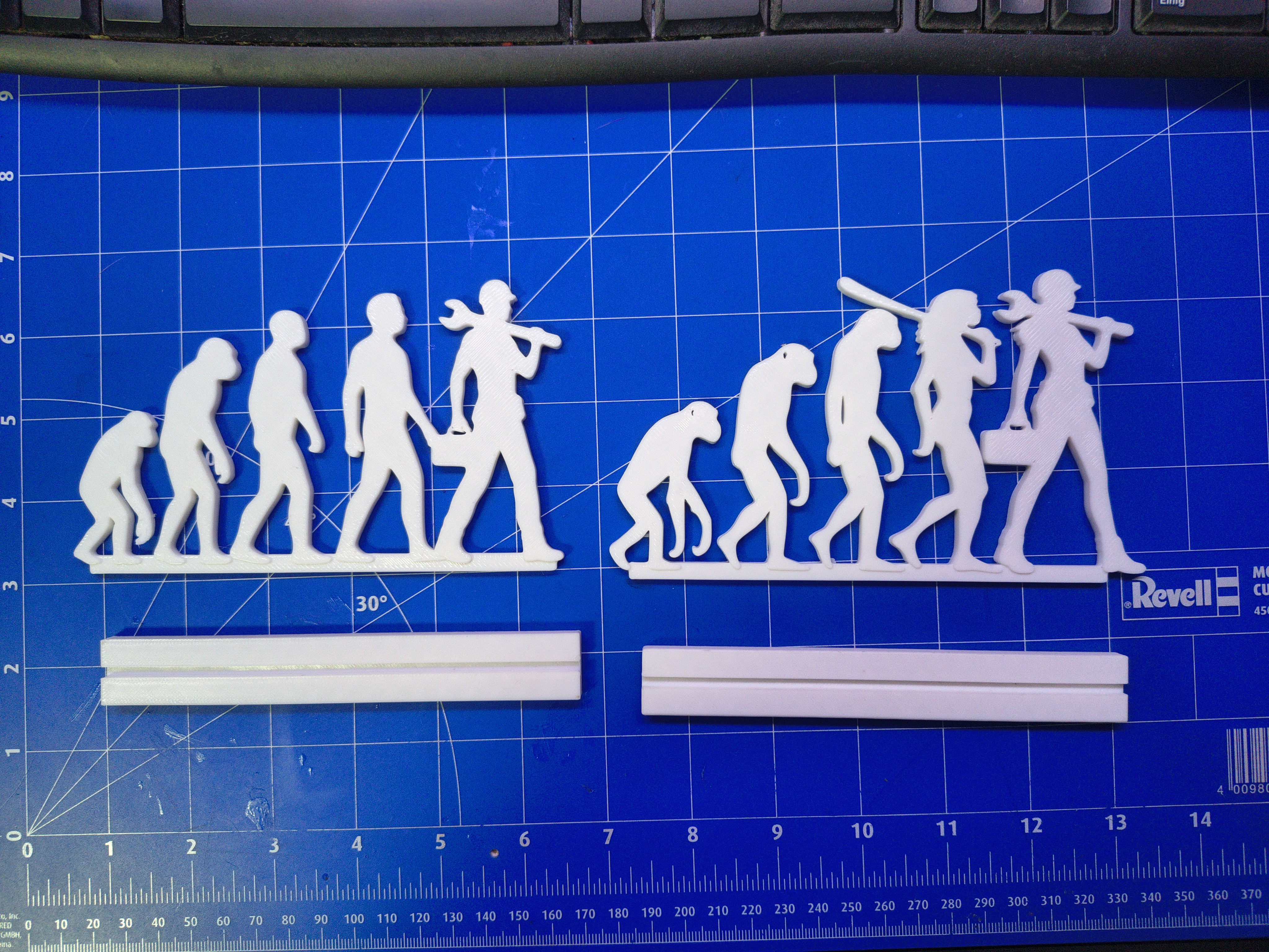 Miniatura 2 do modelo 3D Human Evolution to Construction Worker (M/F)