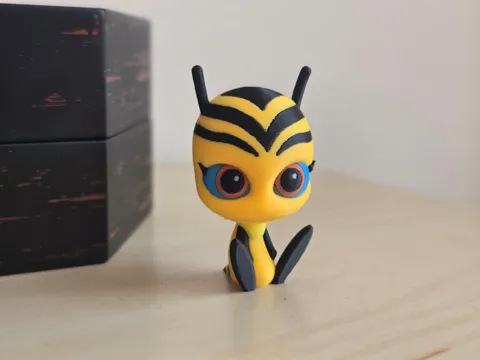 Figura decorativa: Pollen Kwami Miraculous Figurine — referencia de MakerWorld