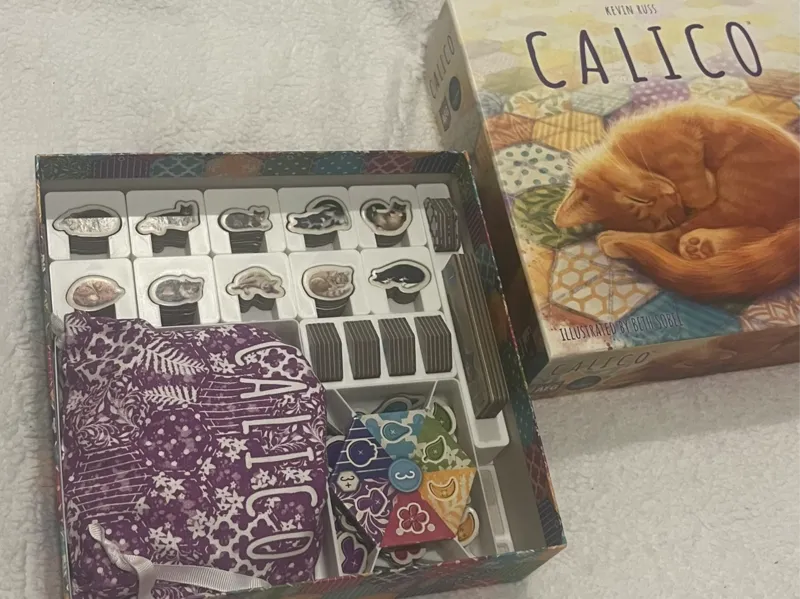 Calico box insert