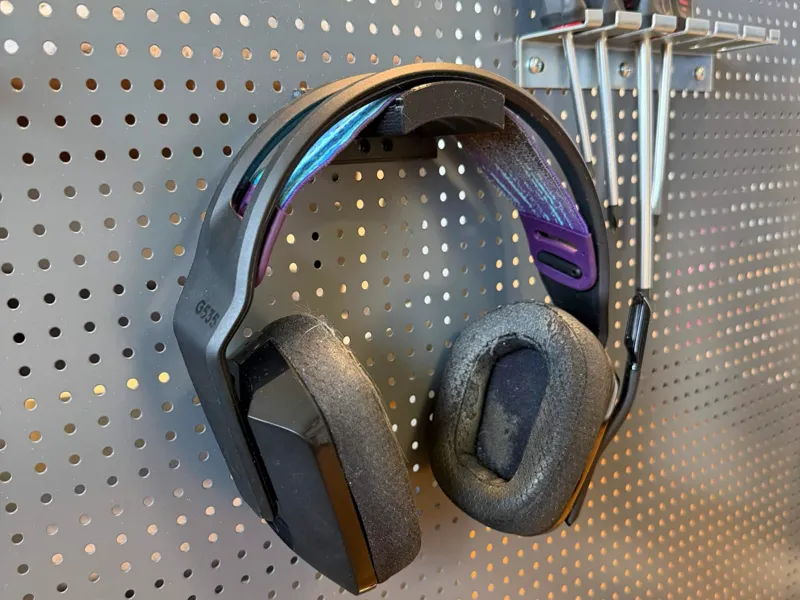 Headphone Holder  - Wall mount