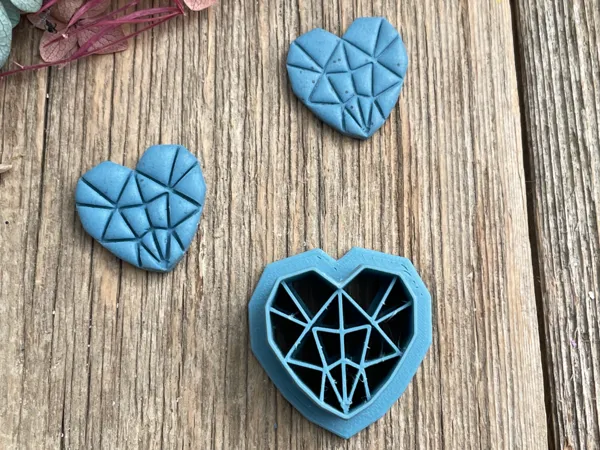 Emporte-pièce cœur géométrique pour boucles d'oreilles