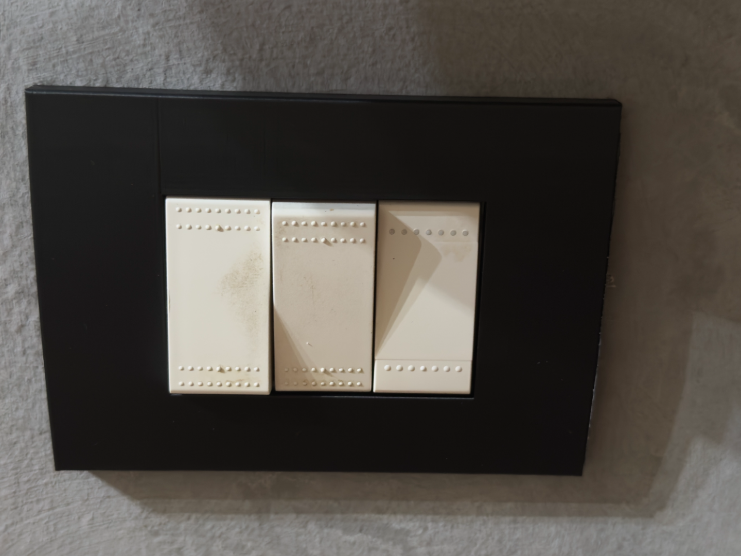 Placca bTicino serie Living Light a 3 moduli