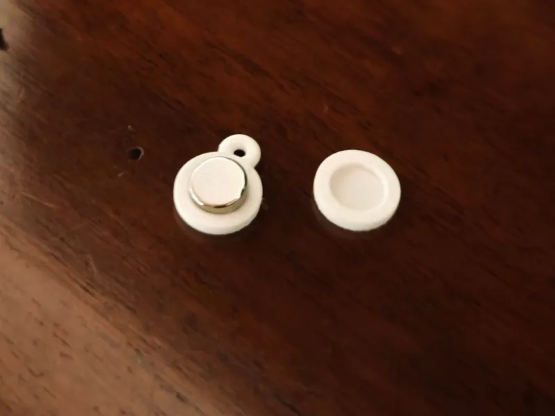Magnet key ring holder