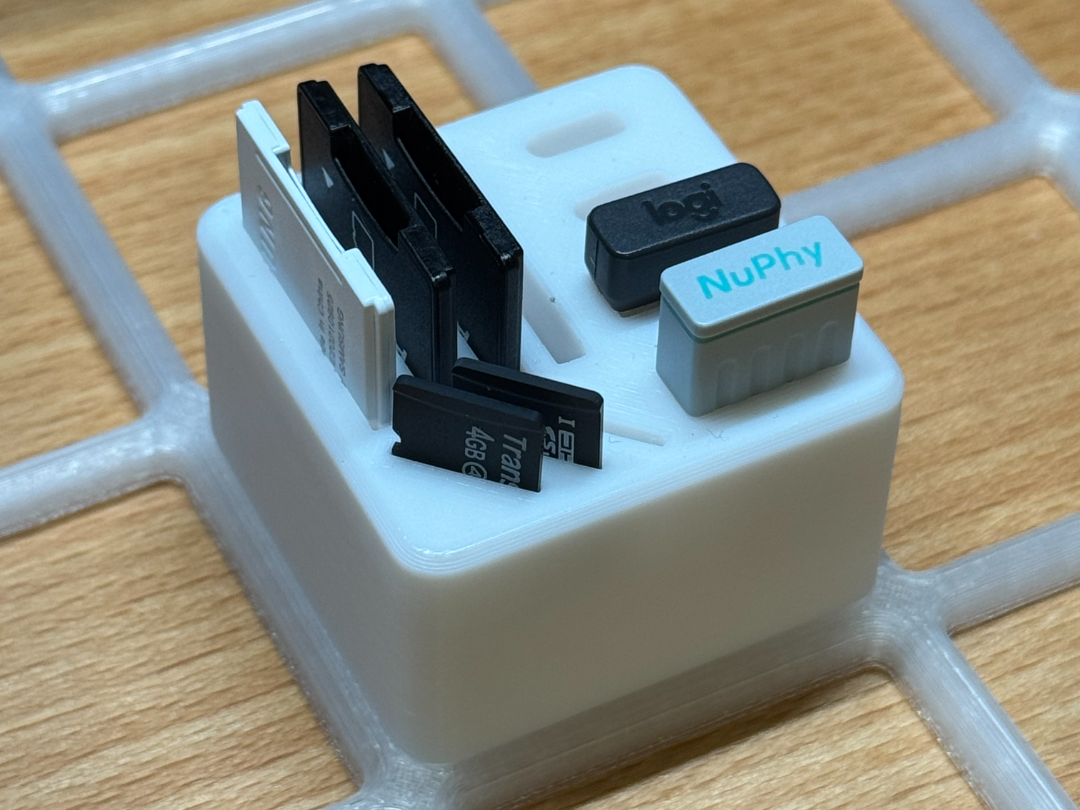 Gridfinity memory card & USB organizer