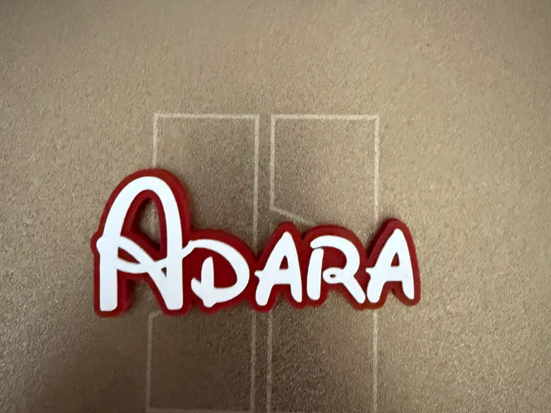 Adara in Disney Schrift