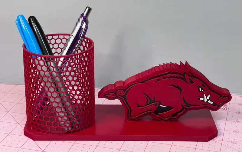 Razorback pen holder