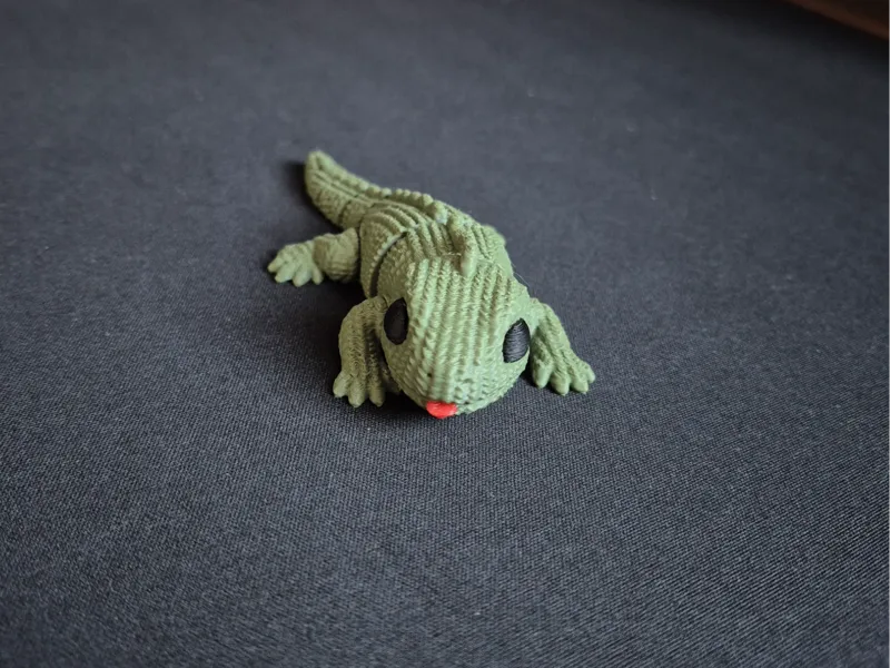 Cute Flexi Gecko