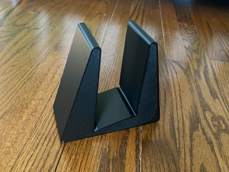MSI Trident 3 Custom Stand
