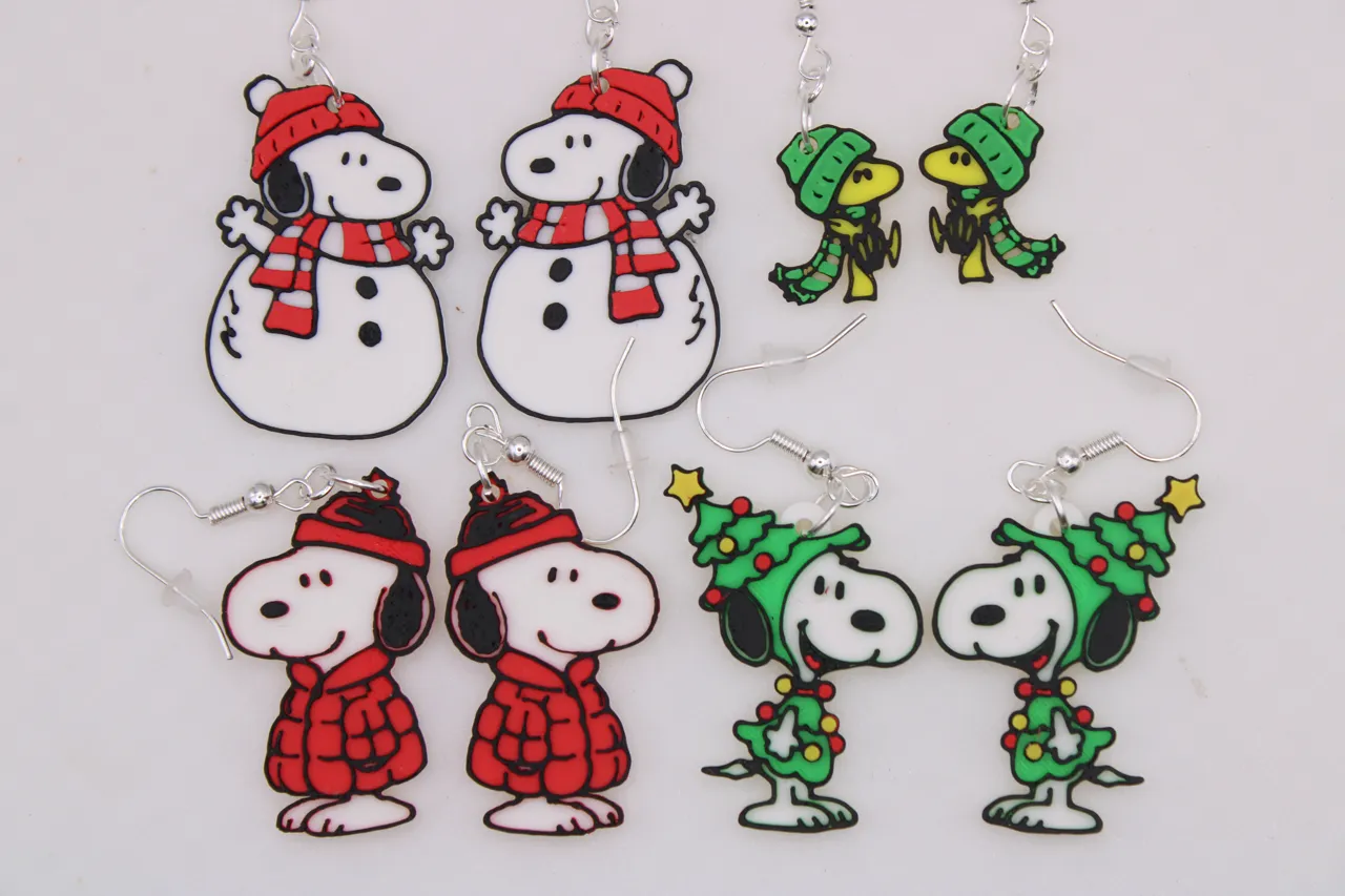 Christmas - Snoopy Earrings view 2