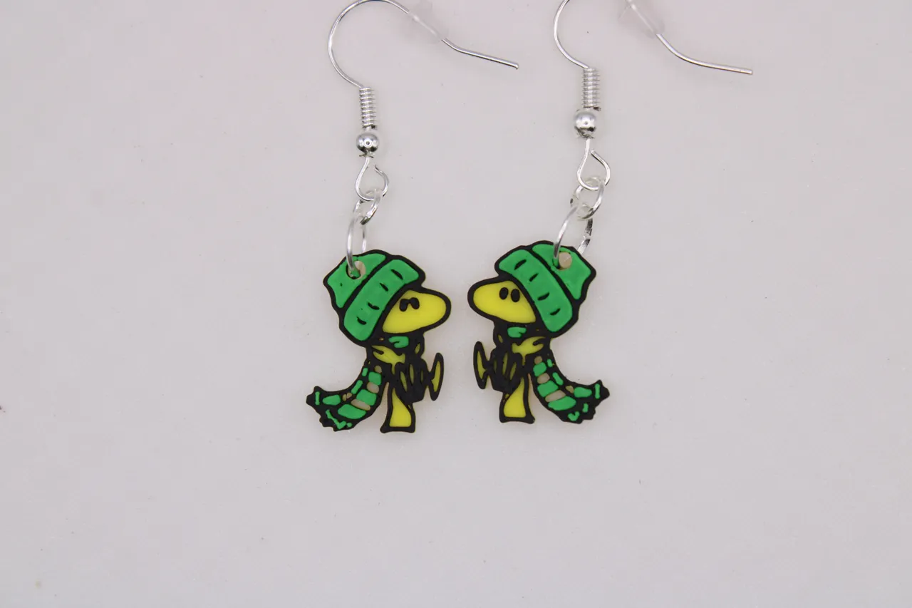 Christmas - Snoopy Earrings view 4
