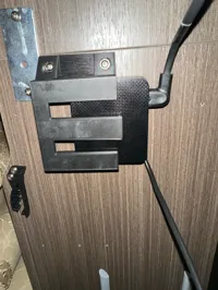 Support alimentation sous bureau Odyssey G5 — photo 4