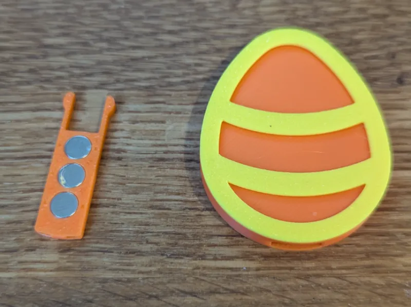 Easter egg with insertable magnets