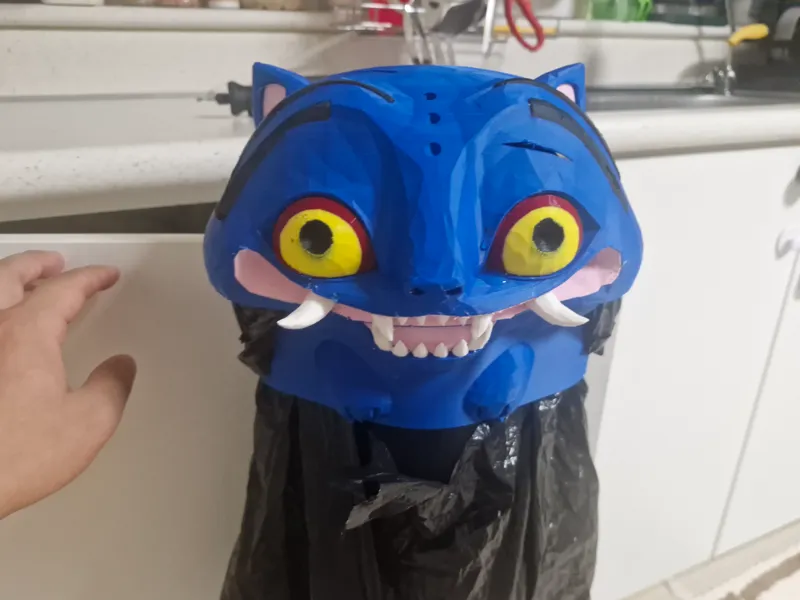 Kpop demonhunter Derpy paperwaste basket _ 더피 쓰레기통