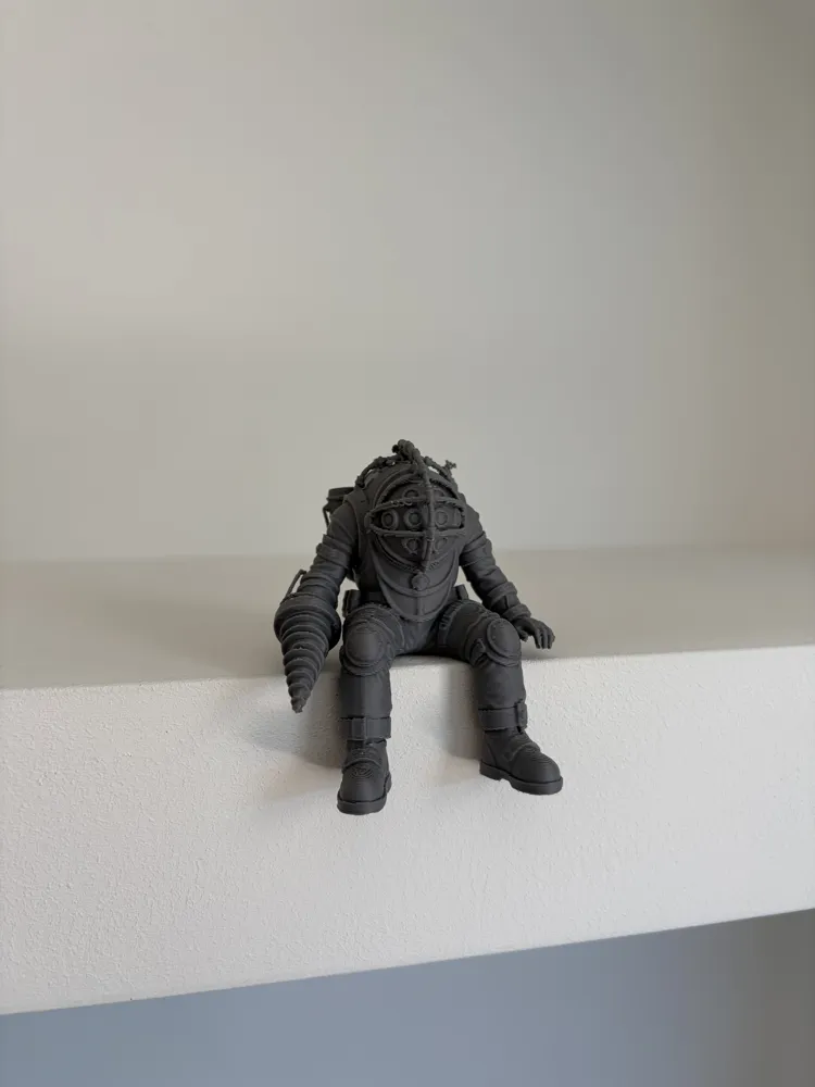 BioShock Big Daddy sitting on a Ledge shelf - Free 3D Print Model ...