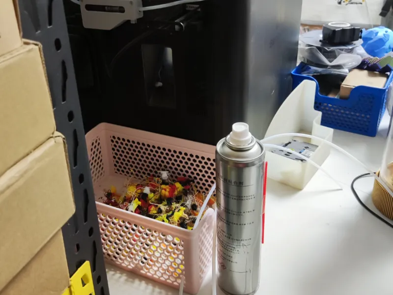 Stackable parameter storage box 