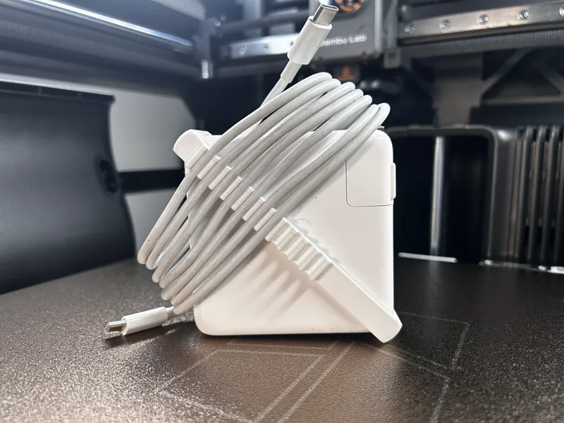 Macbook Cable Organizer 96W