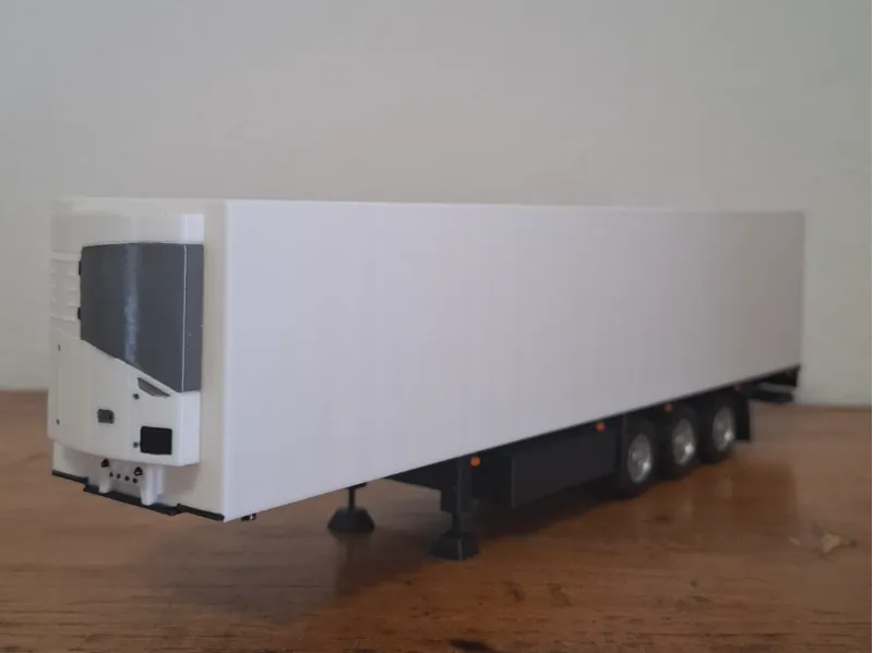 REFRIGERATED SEMITRAILER 1/50