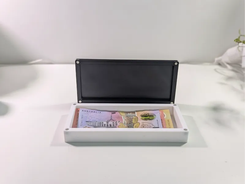 Australian Currency Money Holder with Magnets