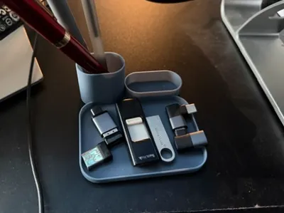 Andrew's Small Desk Organizer