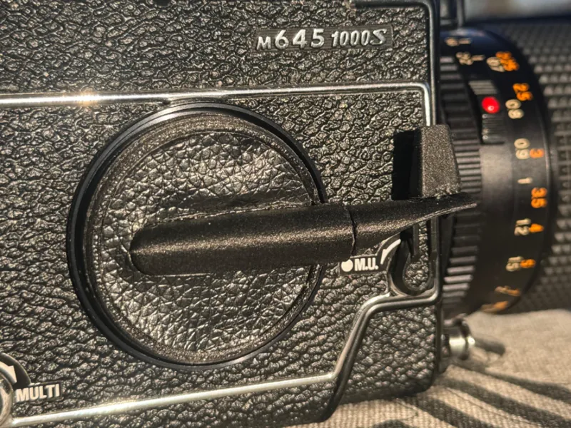 Mamiya 645 Crank