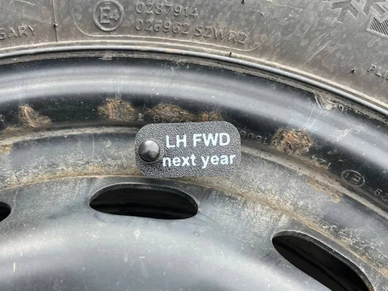 Tire position marker