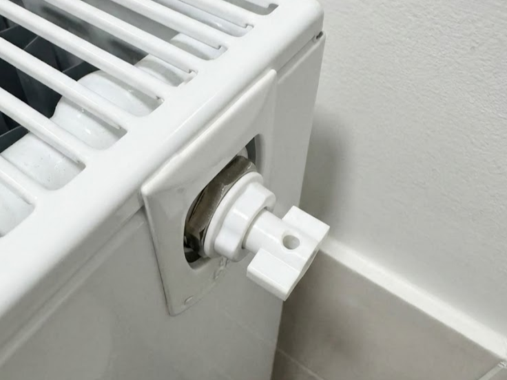 Radiator - air vent - Bleed Key