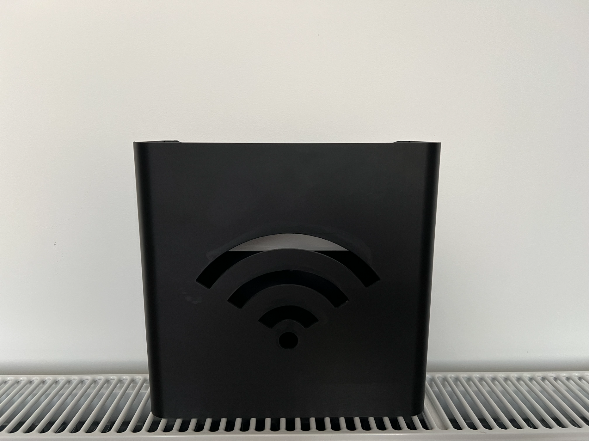 Uniwersal ROUTER WIFI wall mount holder/hider