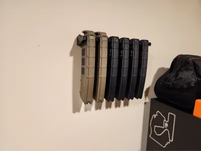 Magazine Rack - 4 or 6 Capacity