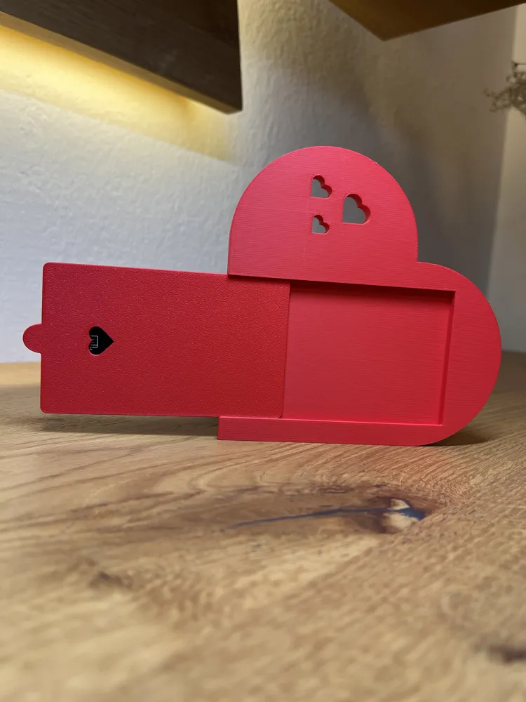 Heart Gift Box with Sliding Compartment - Free 3D Print Model - MakerWorld