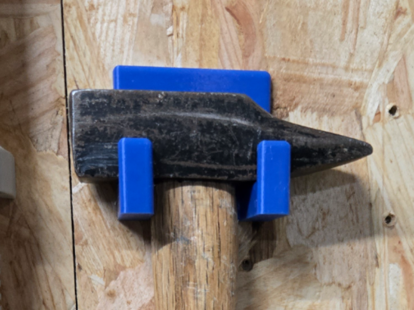 Parametric Hammer Wall Mount