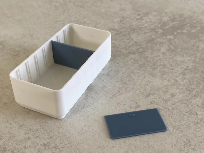 Parametric Gridfinity Bin with Dividers 