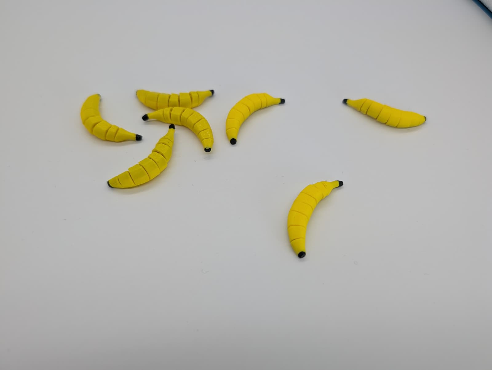 Miniatura 1 do modelo 3D Tiny Banana