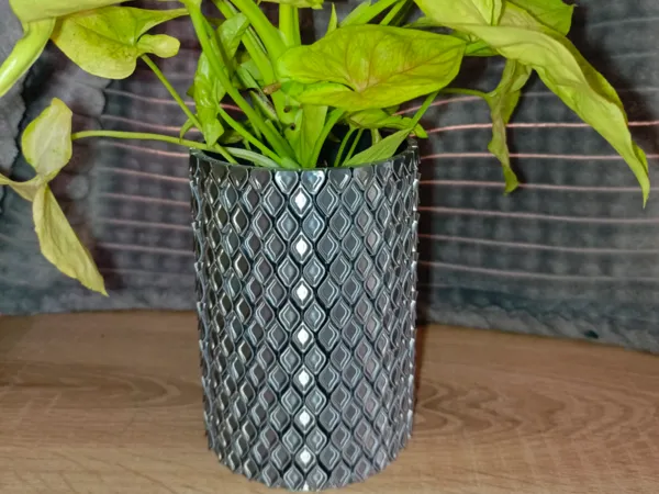 https://makerworld.bblmw.com/makerworld/model/US60093ec1640944/design/2025-12-18_75a75407705218.jpg