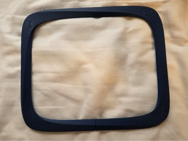 8x10 Mobius Photo Frame