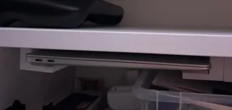 Notebook Halterung für Regal, Schrank etc. Besta
