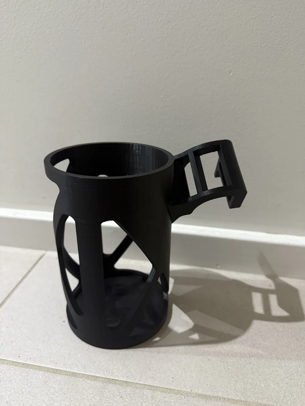 BYD Shark Yeti Holder - MakerWorld 3D Model | 3Drop