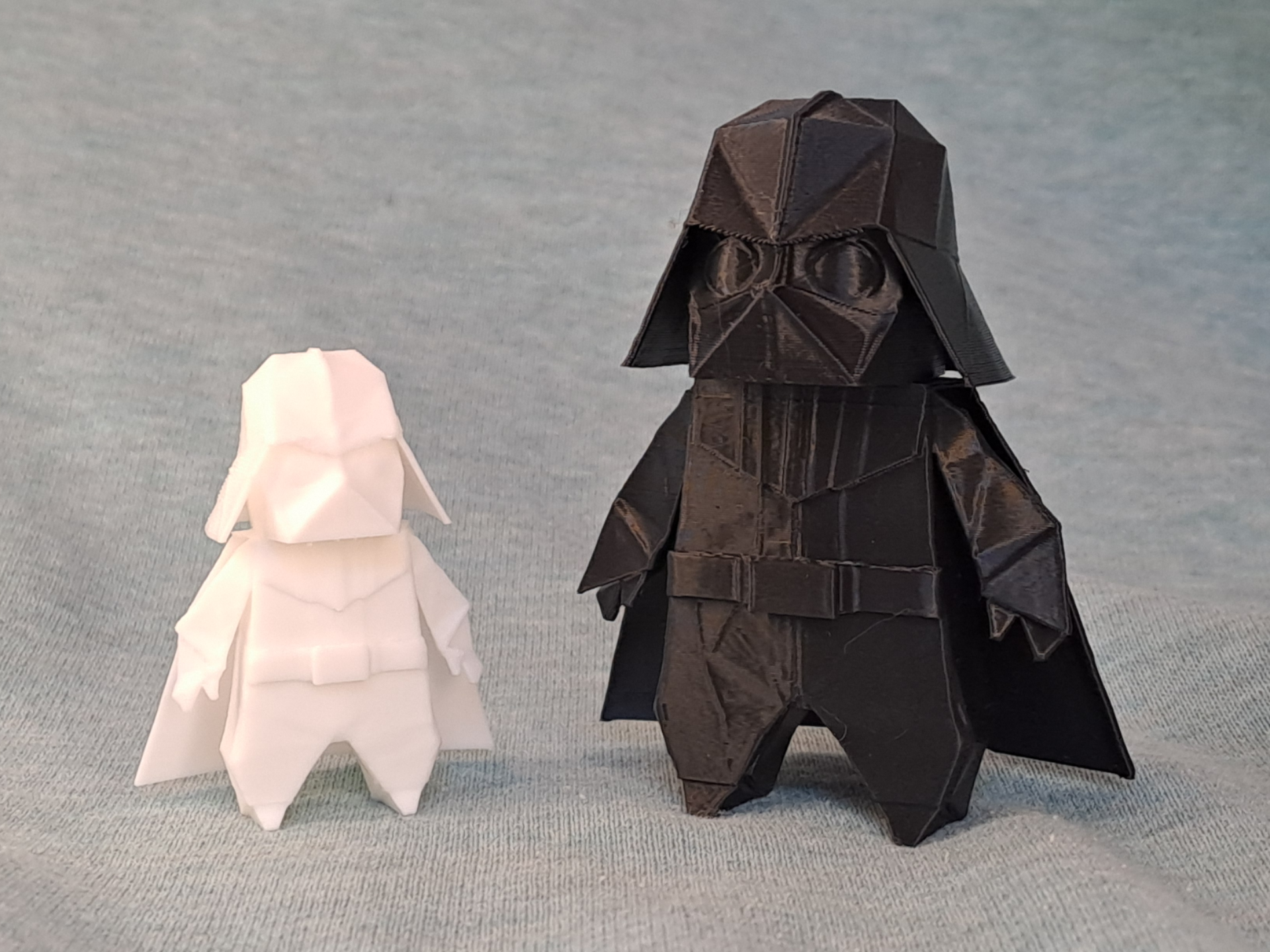 Miniatura 1 do modelo 3D Origami Darth Vader
