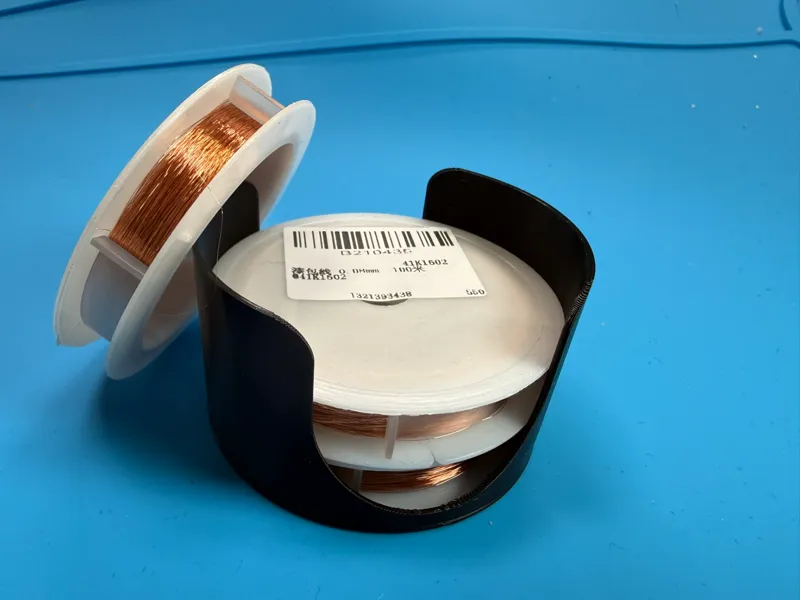 Compact Spool Holder for Ultra‑Fine Magnet Wire